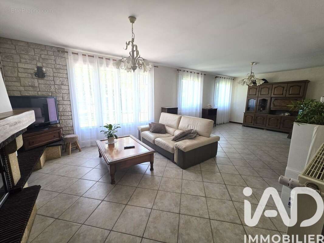 Photo 3 - Maison à MERU