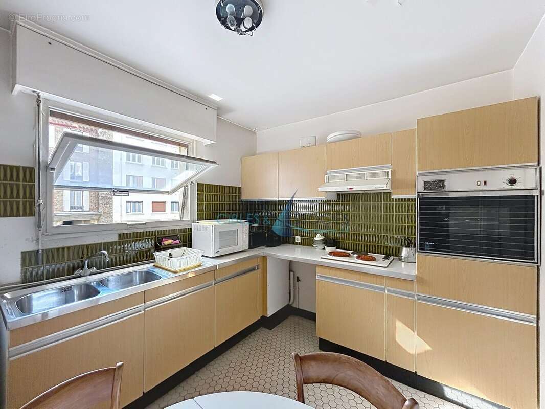 Appartement à PARIS-15E