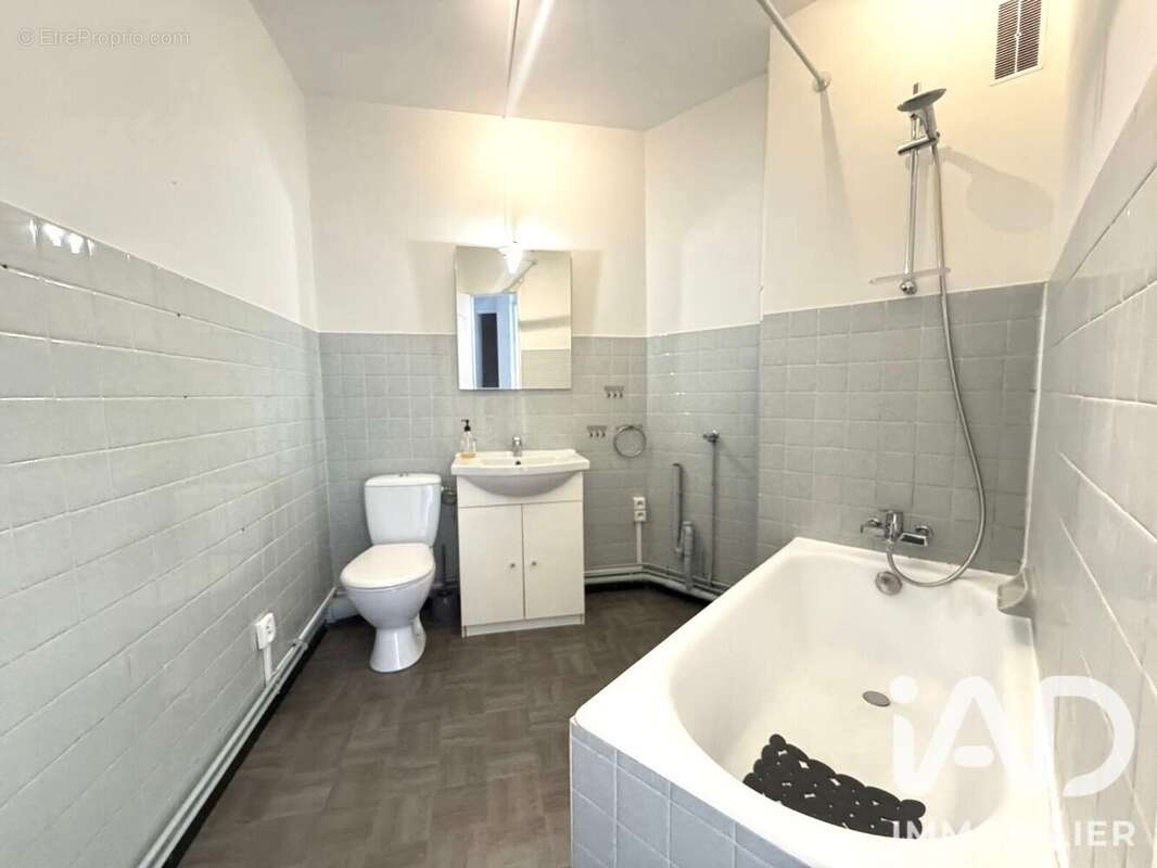 Photo 7 - Appartement à COMPIEGNE