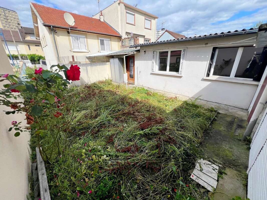 Maison à DRANCY