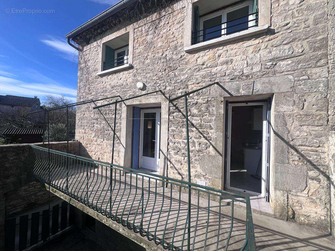 Maison à BARJAC