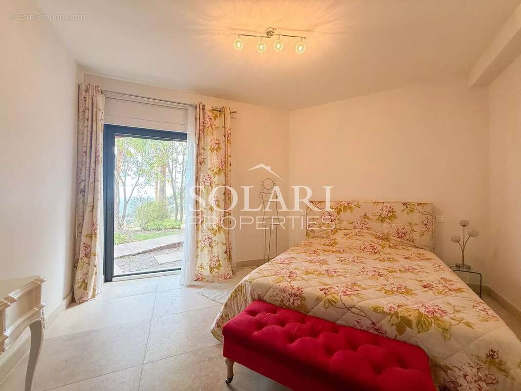 Maison à THEOULE-SUR-MER