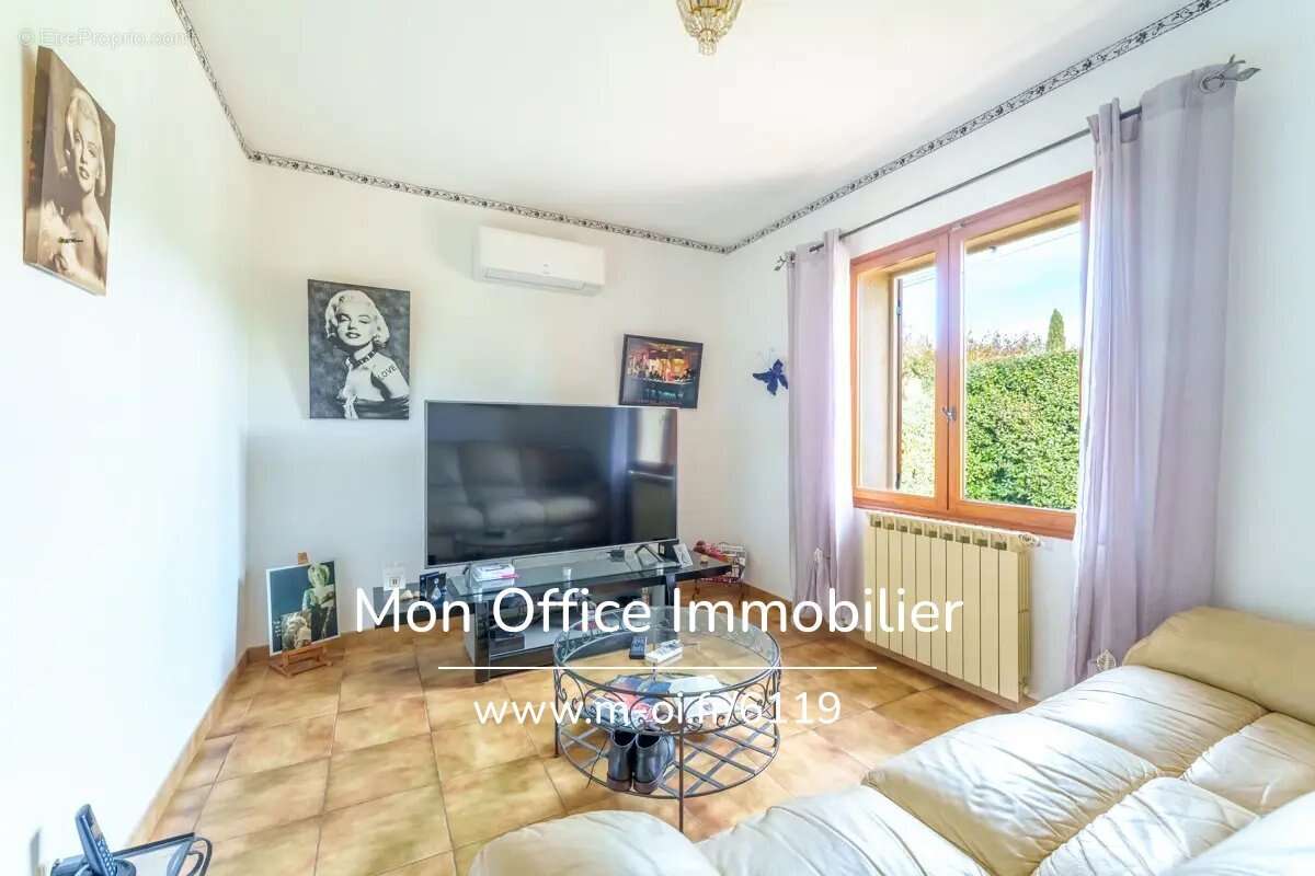 Maison à SAUSSET-LES-PINS