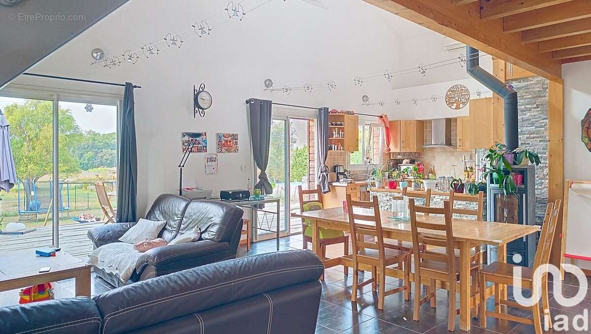 Photo 9 - Maison à LABEYRIE