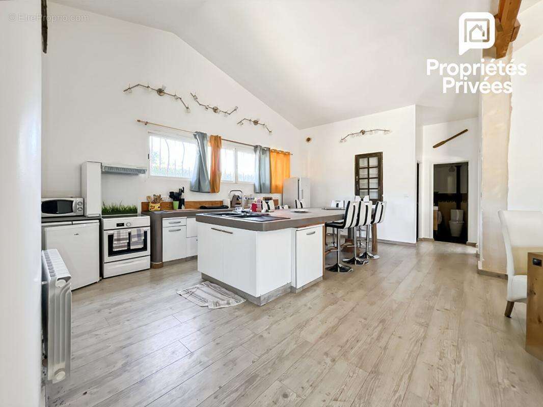 Maison familiale de 184 m² sur une propriété arboré à 3 minutes de Créon - photo 10