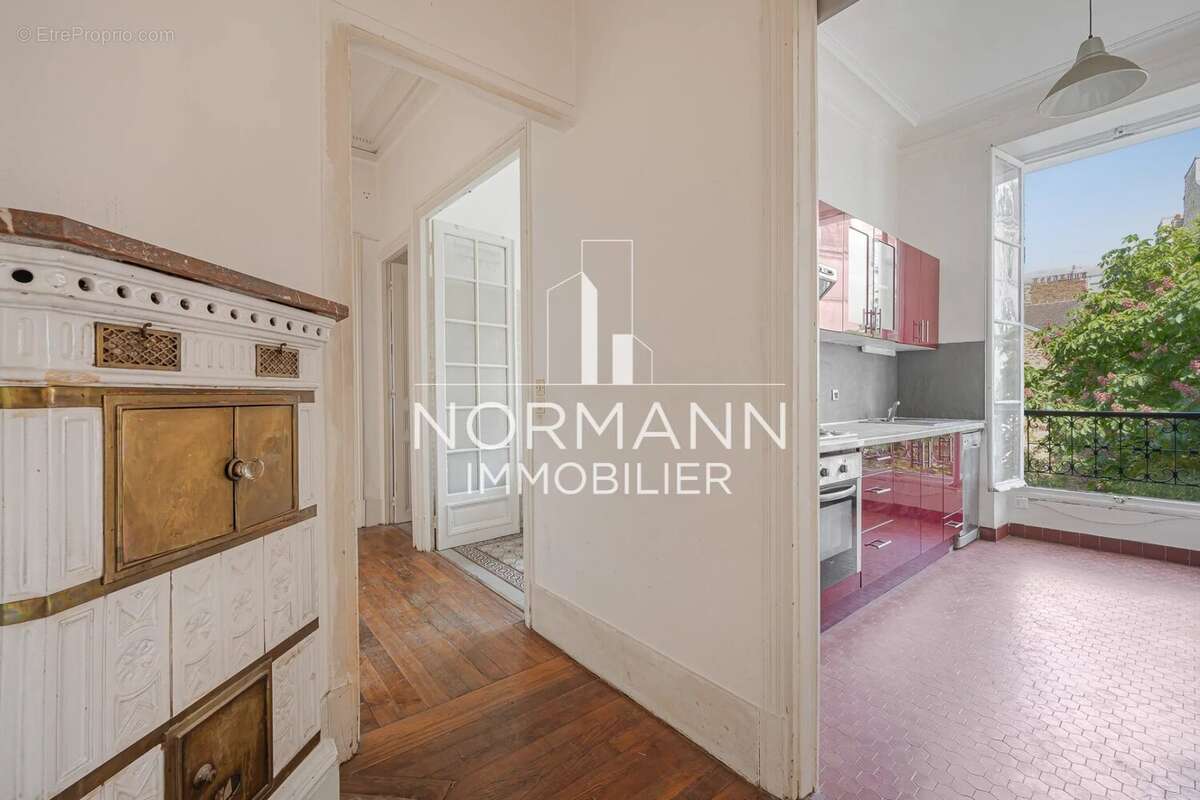 Appartement à NEUILLY-SUR-SEINE