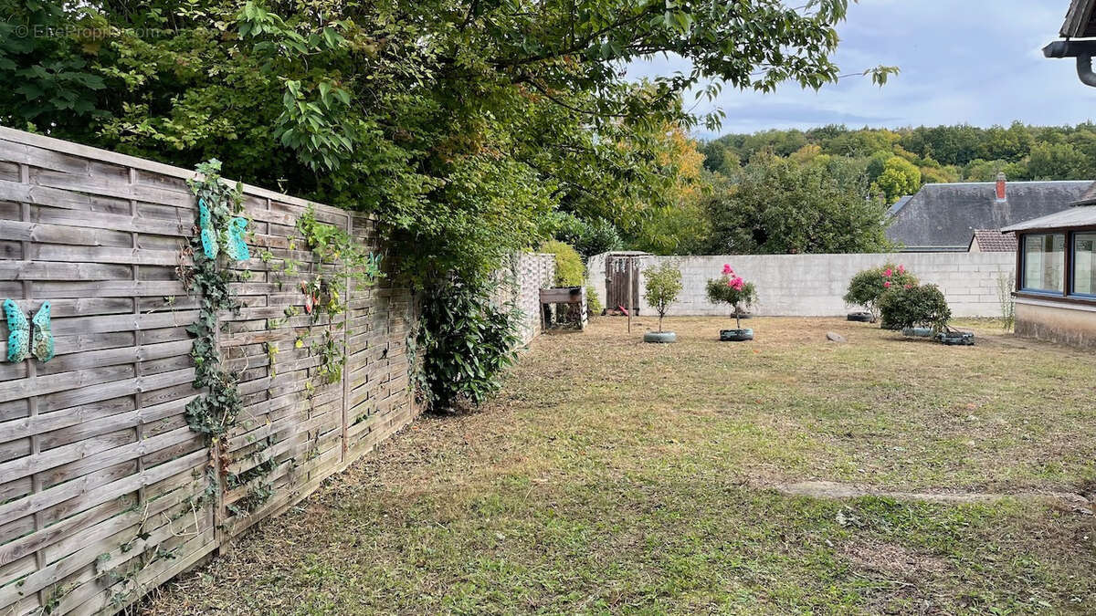 Maison à LA FERRIERE-SUR-RISLE