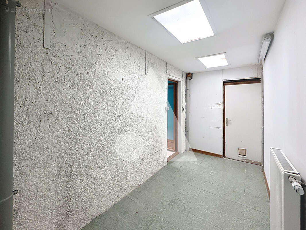 Appartement à CRESPIN