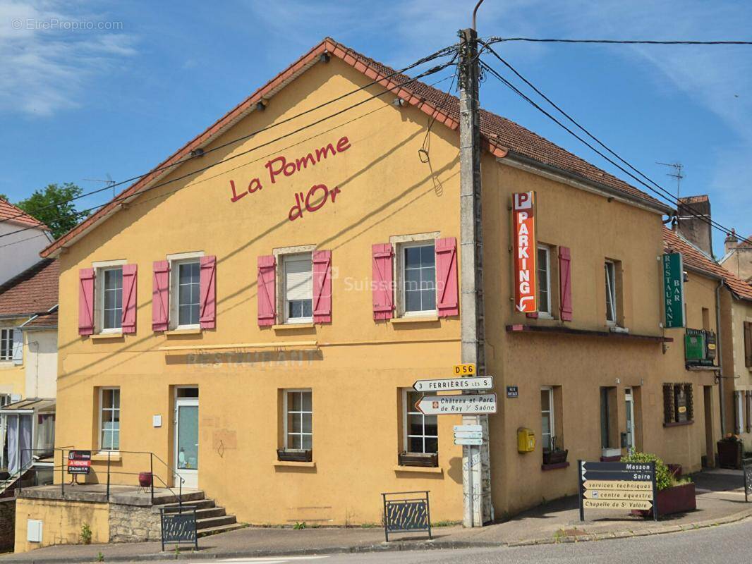 Maison à PORT-SUR-SAONE