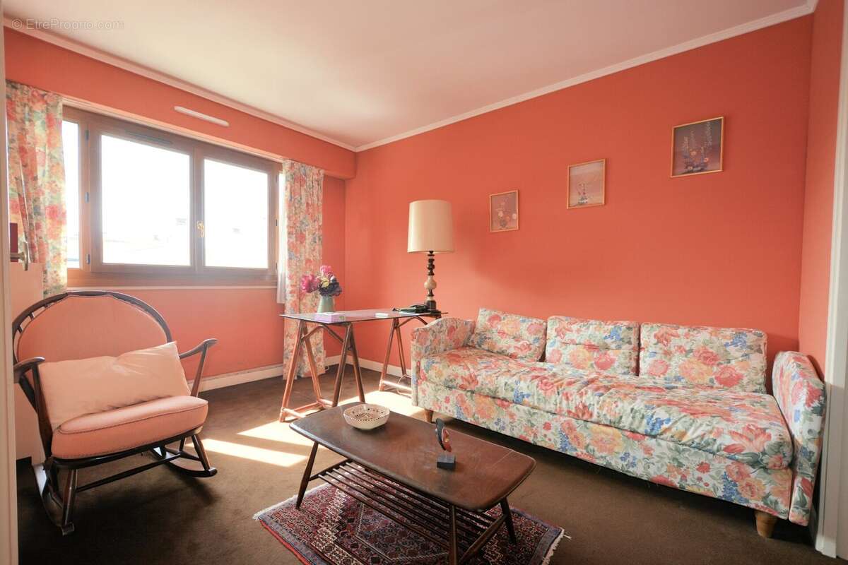 Appartement 71 m² à Saint-Maur-Des-Fosses  - photo 4