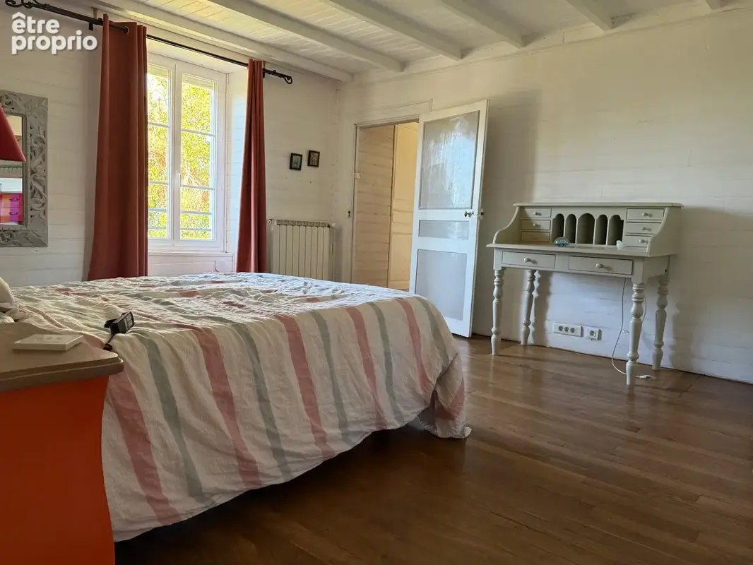 Auv 1234 : Maison rénovée avec jardin et garage à Marcillat, 641m2 - photo 7