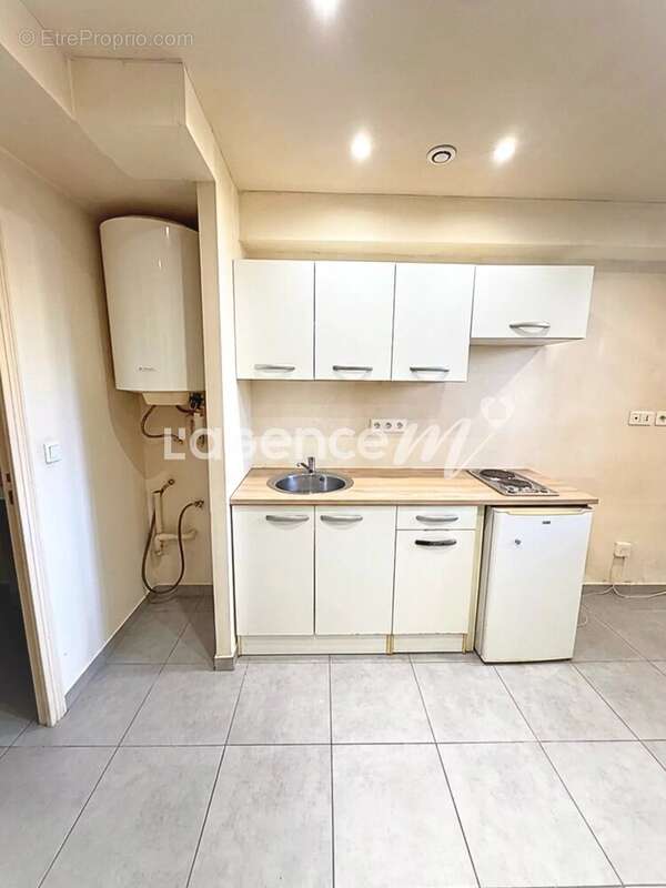 NICE EST "ERIK"  Studette 17 m² - photo 4