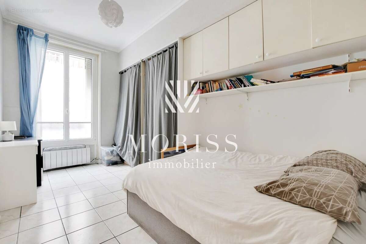 Appartement à PARIS-18E