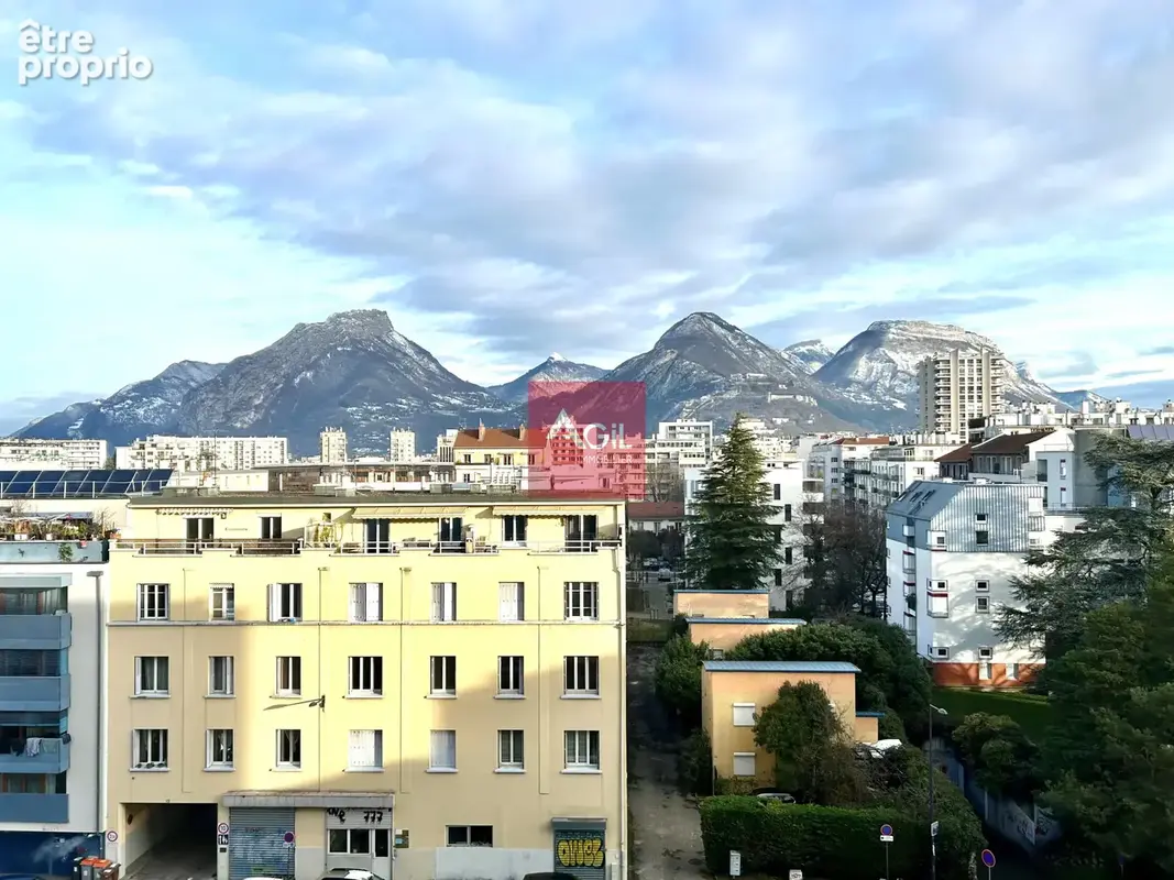 GRENOBLE - T3 de 75m2 avec balcon, cave et possibilité garage. - photo 5