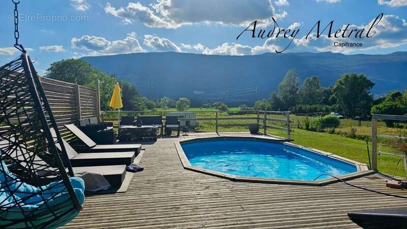 Maison à SERRIERES-EN-CHAUTAGNE