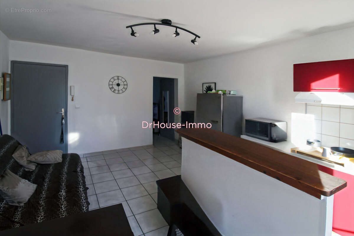 Appartement à SAINT-JEAN-DE-VEDAS