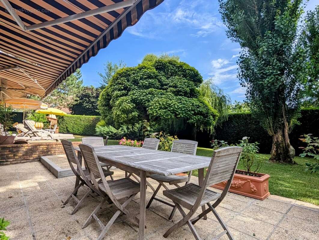 Maison à NOISY-LE-ROI