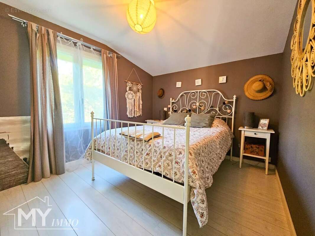 Maison à SAINT-AVIT-SAINT-NAZAIRE