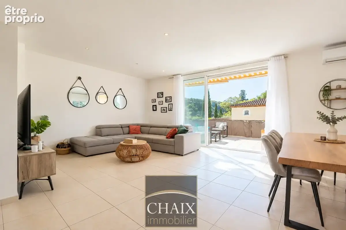 Maison familiale divisée en 3 appartements proche centre du village - photo 8