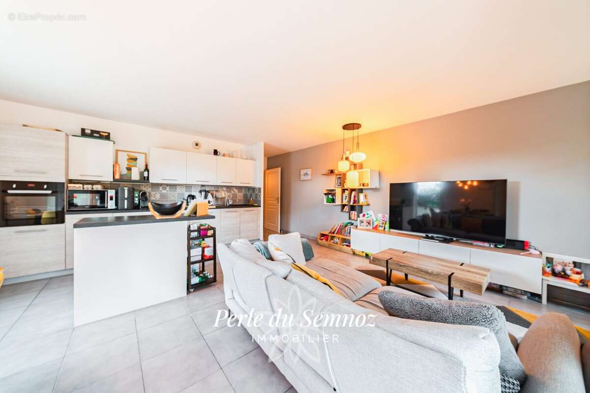 Appartement à SEYNOD