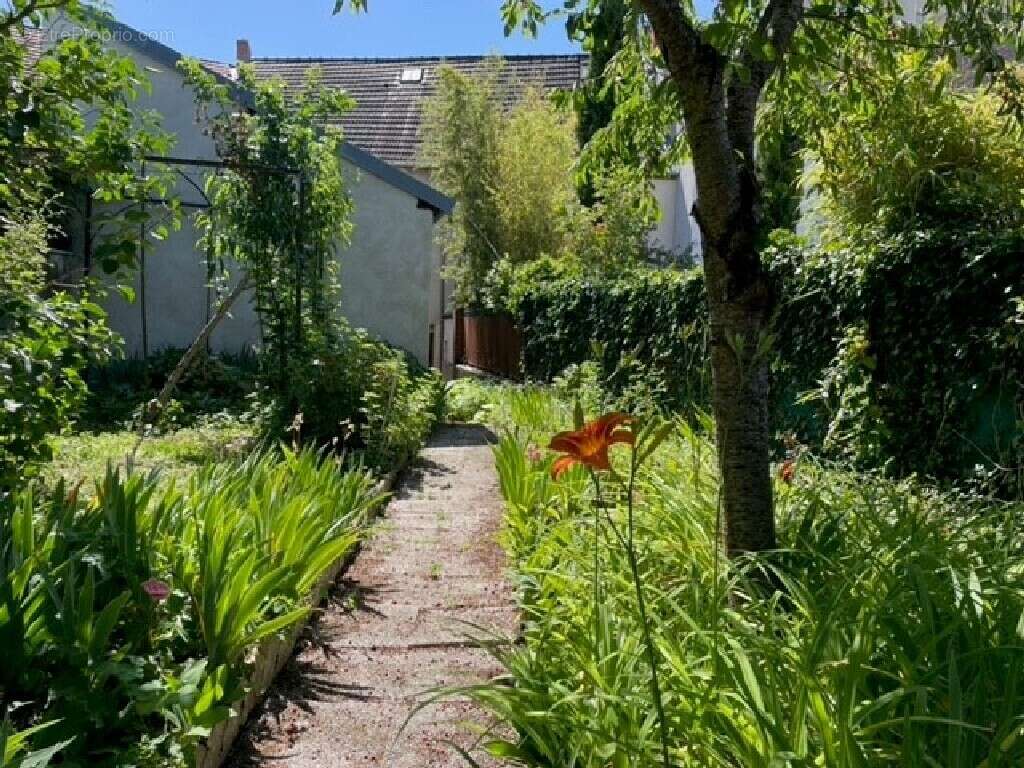 Maison à CUSSET