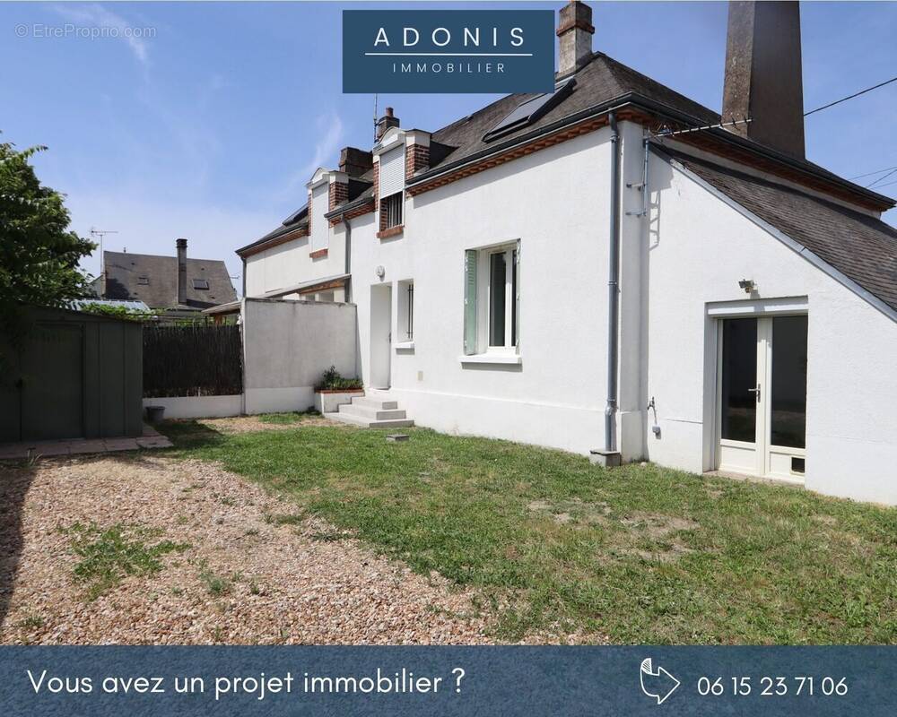 Appartement à FLEURY-LES-AUBRAIS