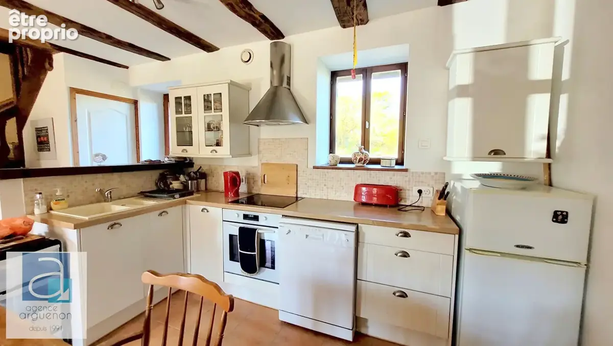EXCLUSIVITÉ : PLUMAUDAN - Charmante maison de caractère de 3 chambres sur vaste jardin, - photo 4