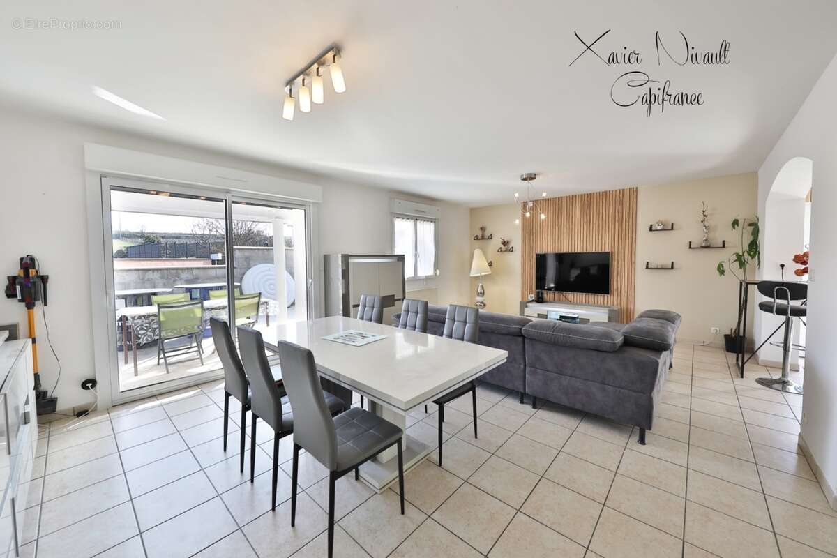 Maison à vendre 5 pièces proche de PONT DE VAUX (01) - photo 3