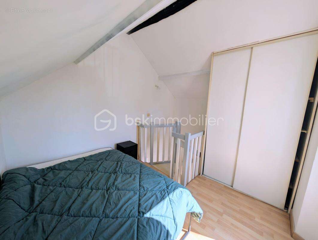 Appartement à QUINCY-VOISINS