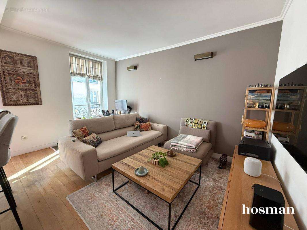 Appartement à PARIS-18E