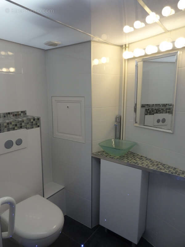 PARIS 17ème Résidence avec services Appartement 2 pièces 51m2 - photo 2