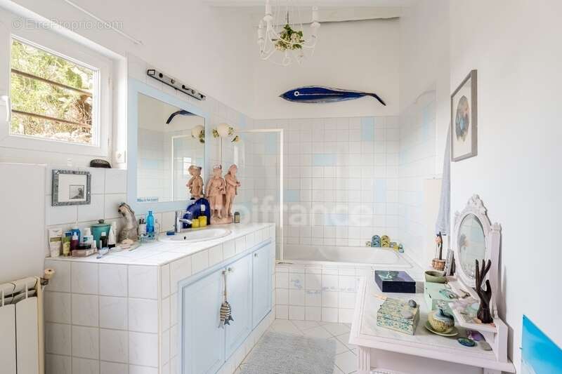 Maison à MARSEILLE-7E