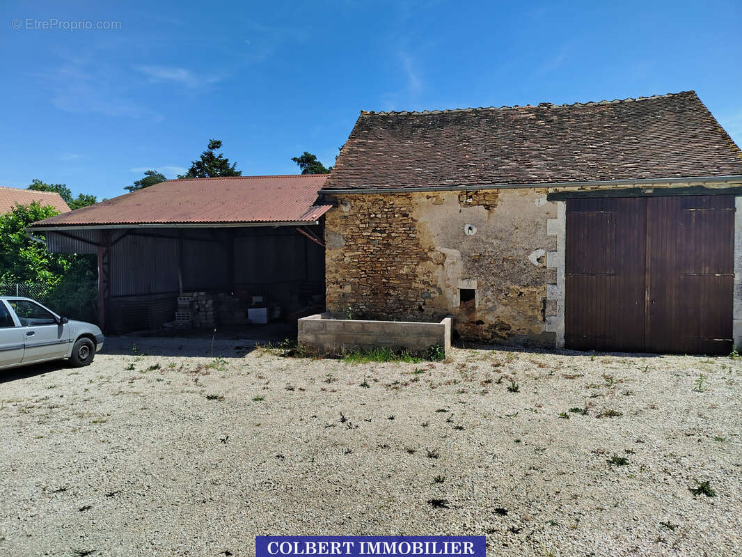 Maison à AUXERRE