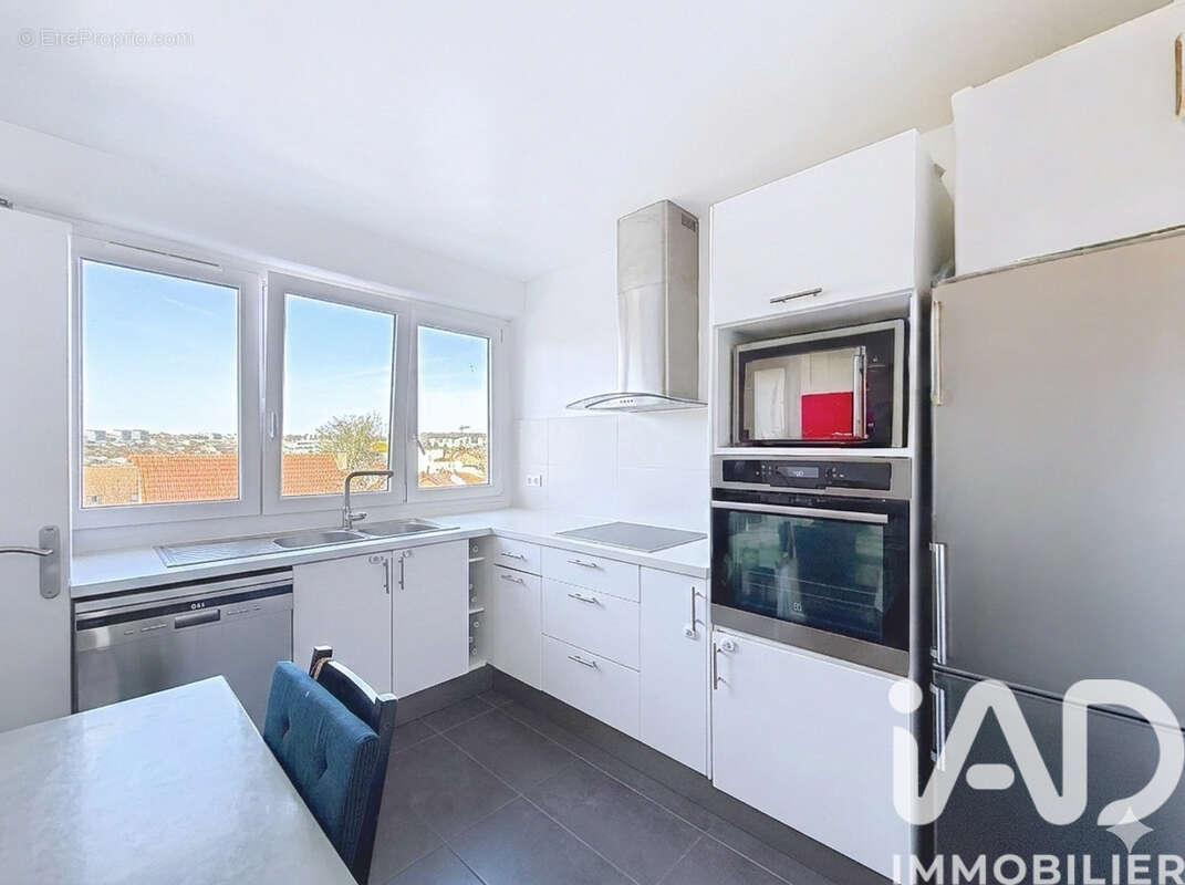 Photo 4 - Appartement à LE PERREUX-SUR-MARNE