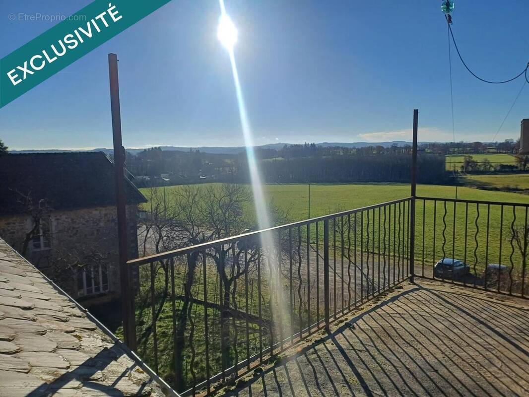 Photo 1 - Appartement à LANUEJOULS