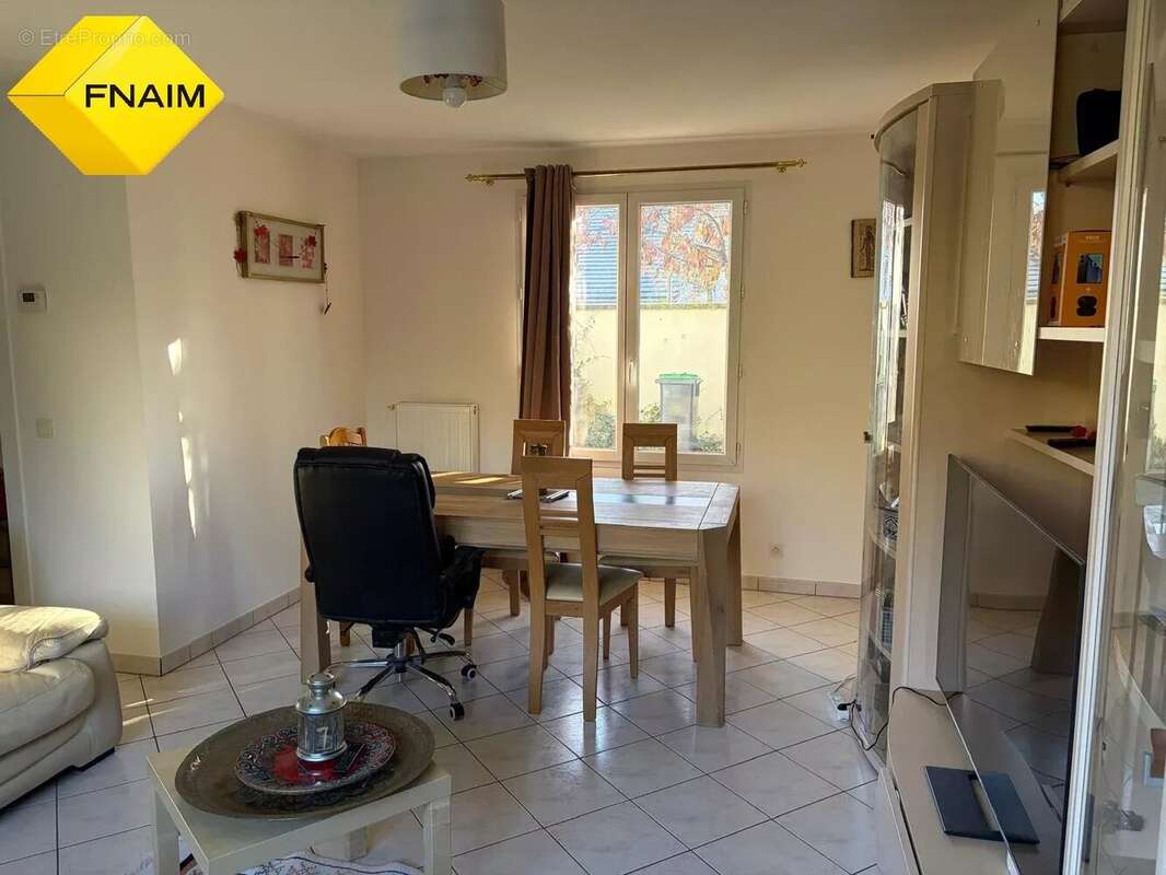 Maison à VILLIERS-SUR-ORGE