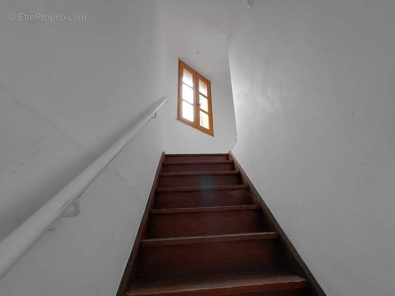 Appartement à MAURS