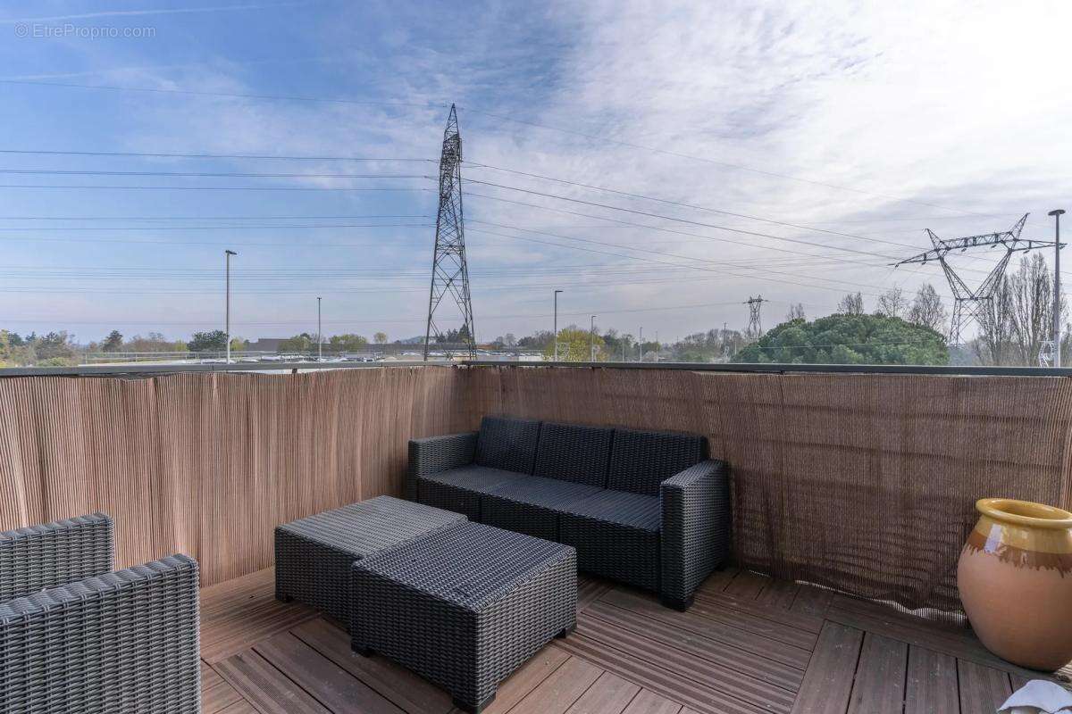 Appartement à ELANCOURT