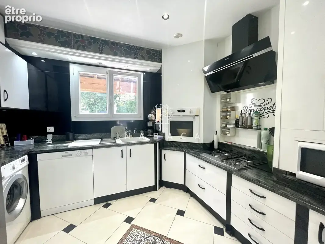Maison 107 m² à Mouans-Sartoux  - photo 6