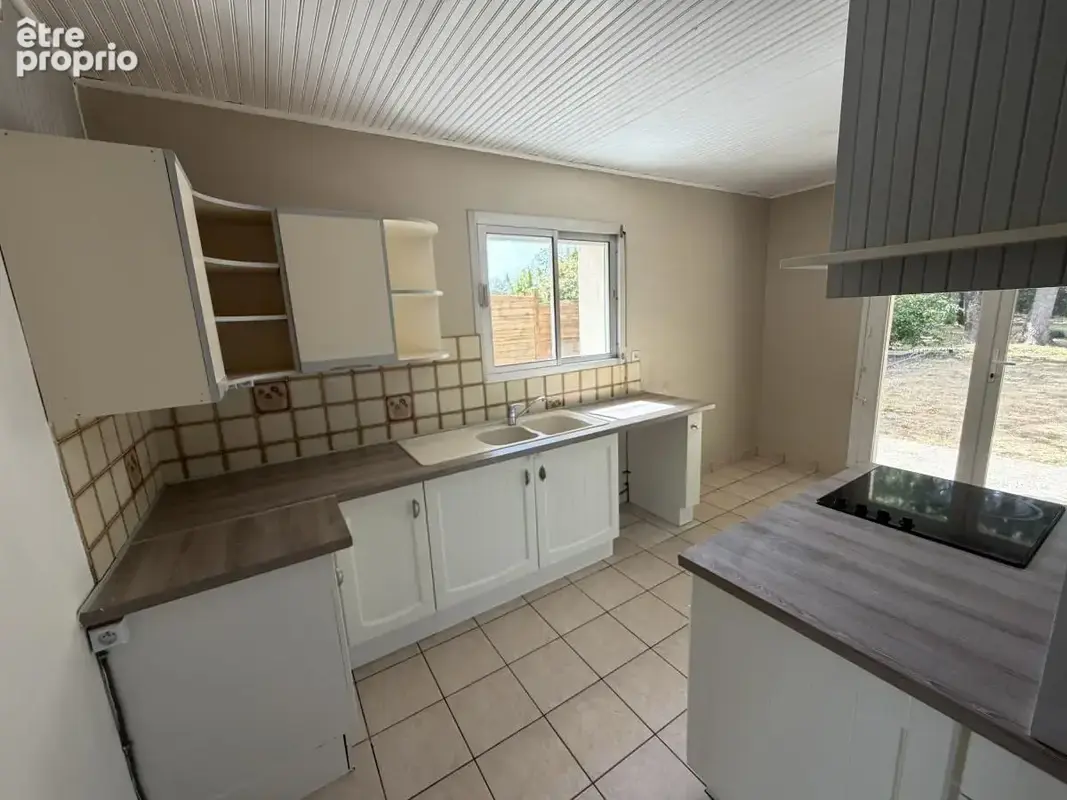 Maison 118 m² à La Seguiniere  - photo 2