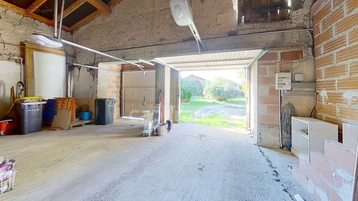 Maison individuelle avec 5 chambres - piscine - garage - séchoir à MARMANDE (47) - photo 22