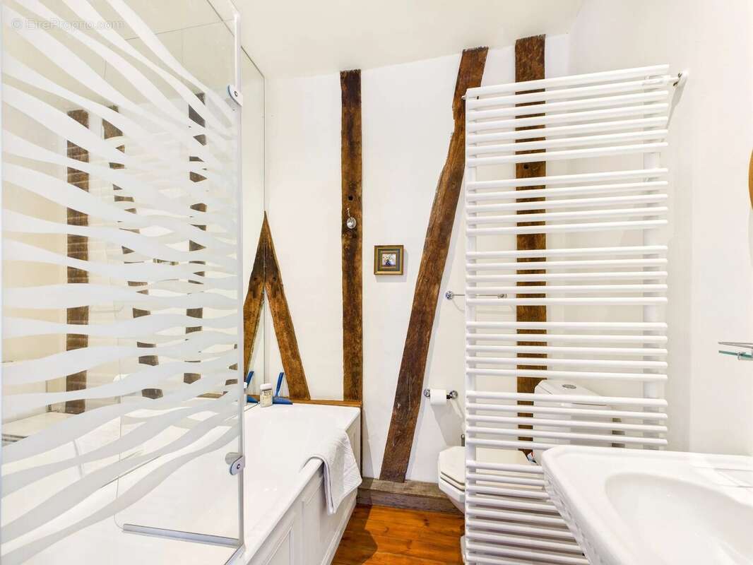 Élégante maison médiévale au cœur d’Issigeac, en Dordogne - photo 16