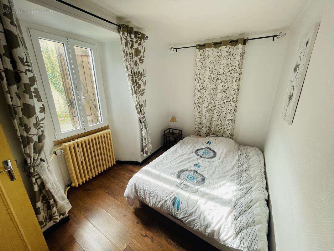 Maison à ROUVRAY-SAINT-DENIS