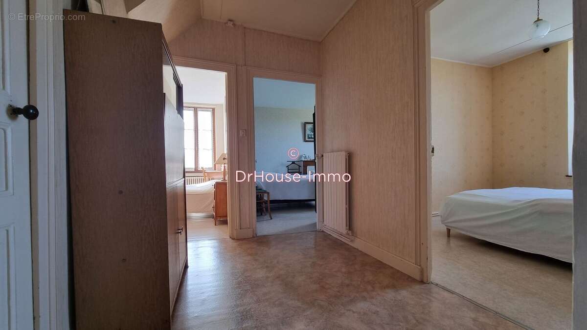 Maison à LOURDOUEIX-SAINT-PIERRE