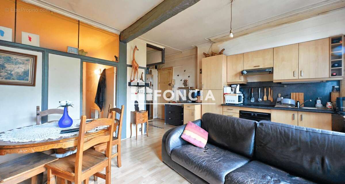 Appartement à MARINES