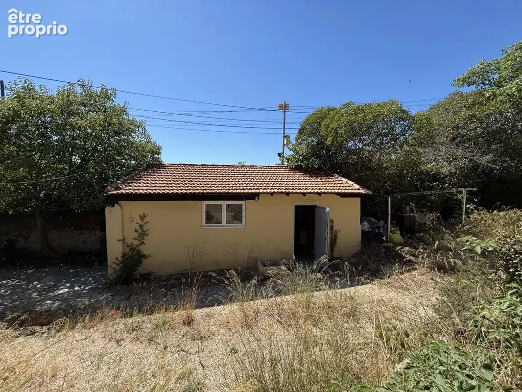 Maison 3 pièces à rénover – La Valentine / Route des 3 Lucs - photo 14