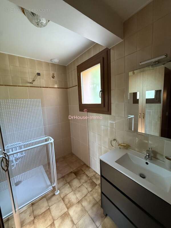 Maison 135 m² à Osseja  - photo 8
