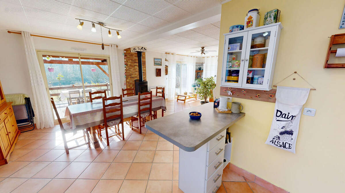 Maison à BREGNIER-CORDON