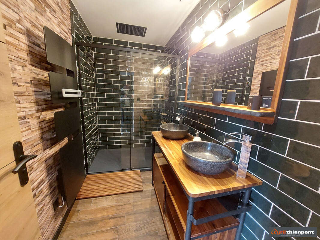 Salle d\'eau - Maison à LONG