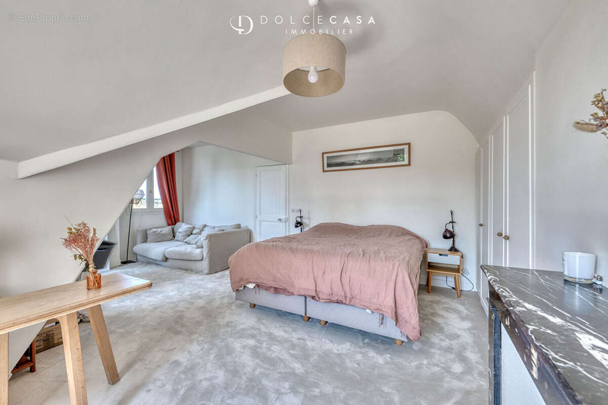 Maison à NOGENT-SUR-MARNE